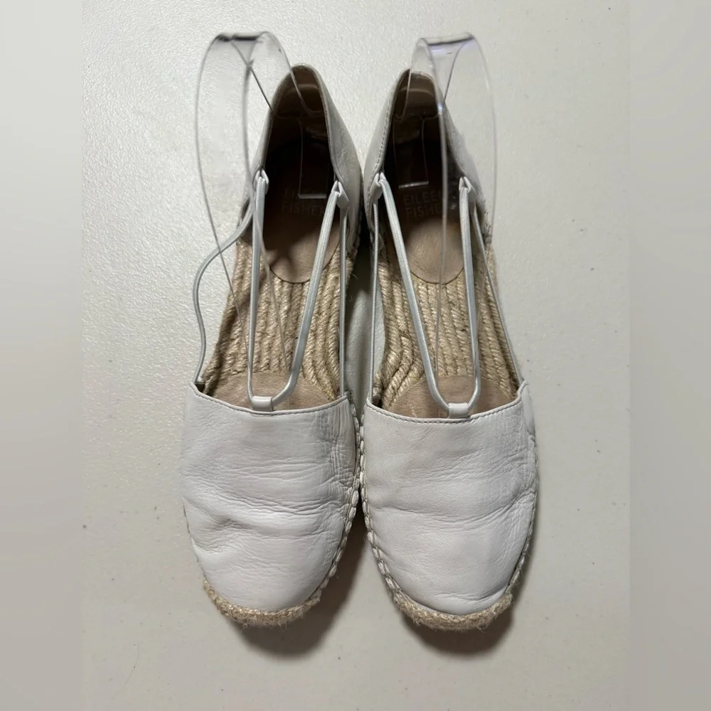 Eileen Fisher Bone Gray Leather Espadrille Flat Sandals Size 6 Classic Summer
